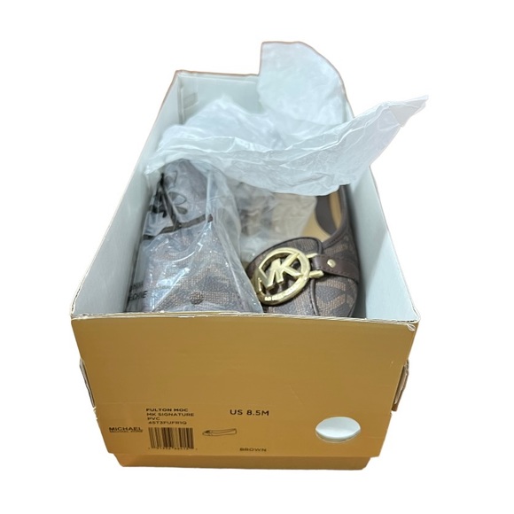 Brand 🆕 Michael Kors Fulton Moc Flats - Picture 9 of 9